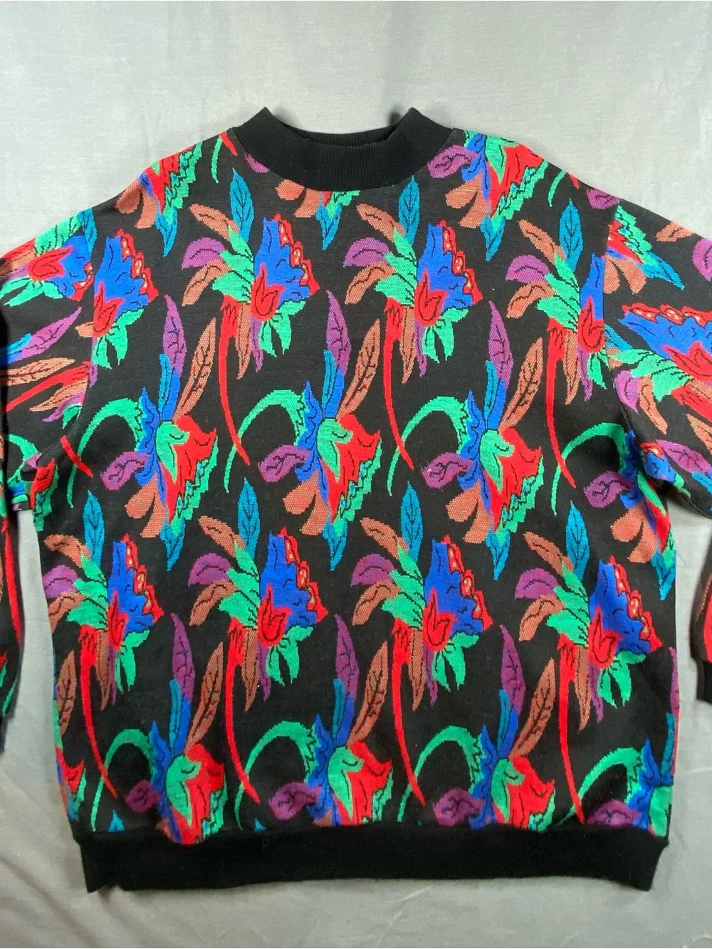 Vintage 80s Bedford Fair Women's Black Floral Crewneck Sweater
